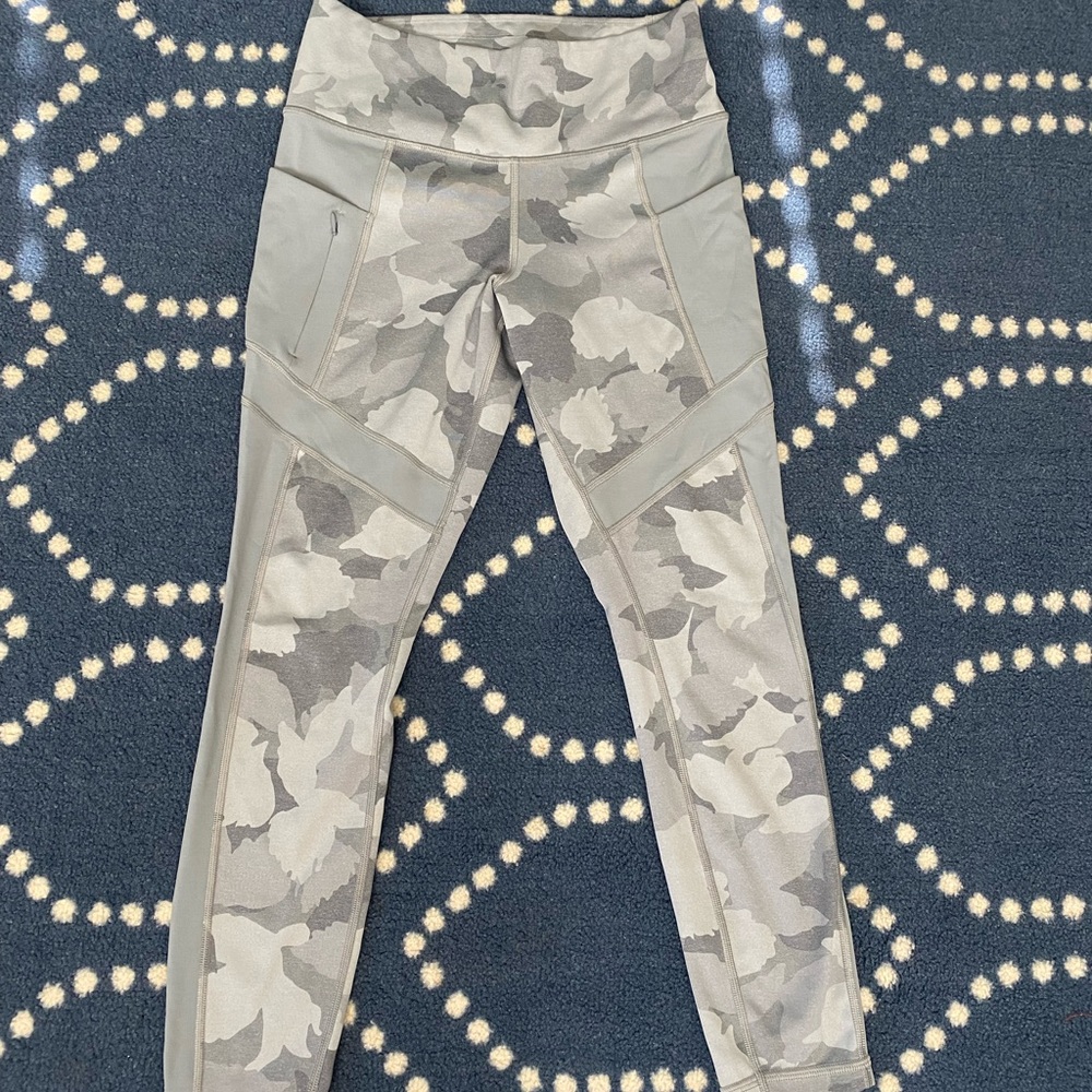 Athleta Grey Cammo Leggings